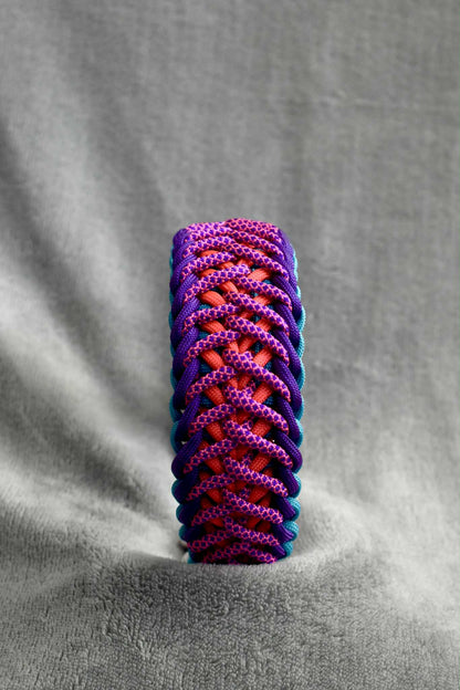 Collier tressé en paracorde avec sangle ajustable en Biothane – Résistant,  personnalisable et stylé (M-L)